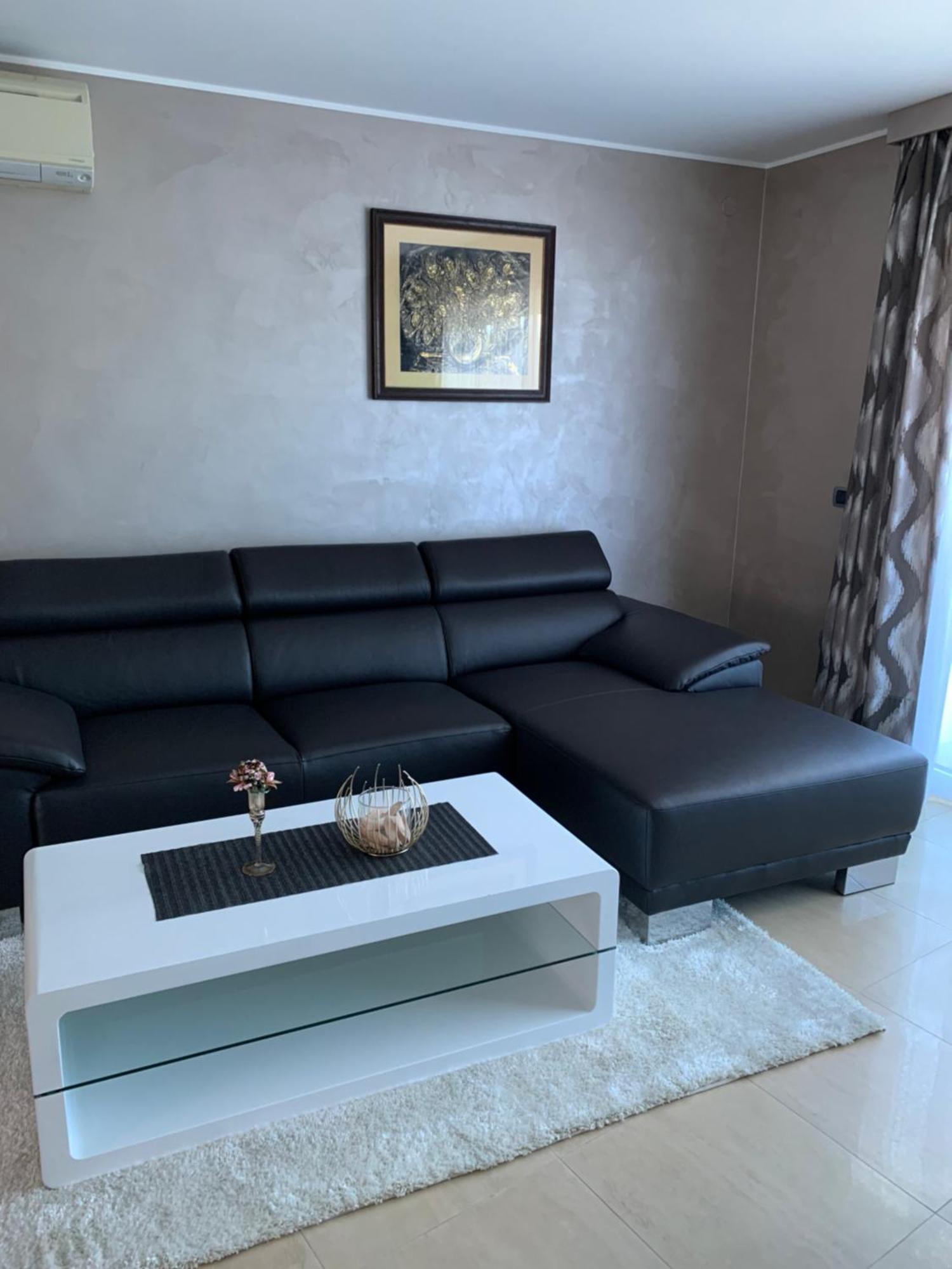 Apartments Riva-Interauto أوماغ المظهر الخارجي الصورة