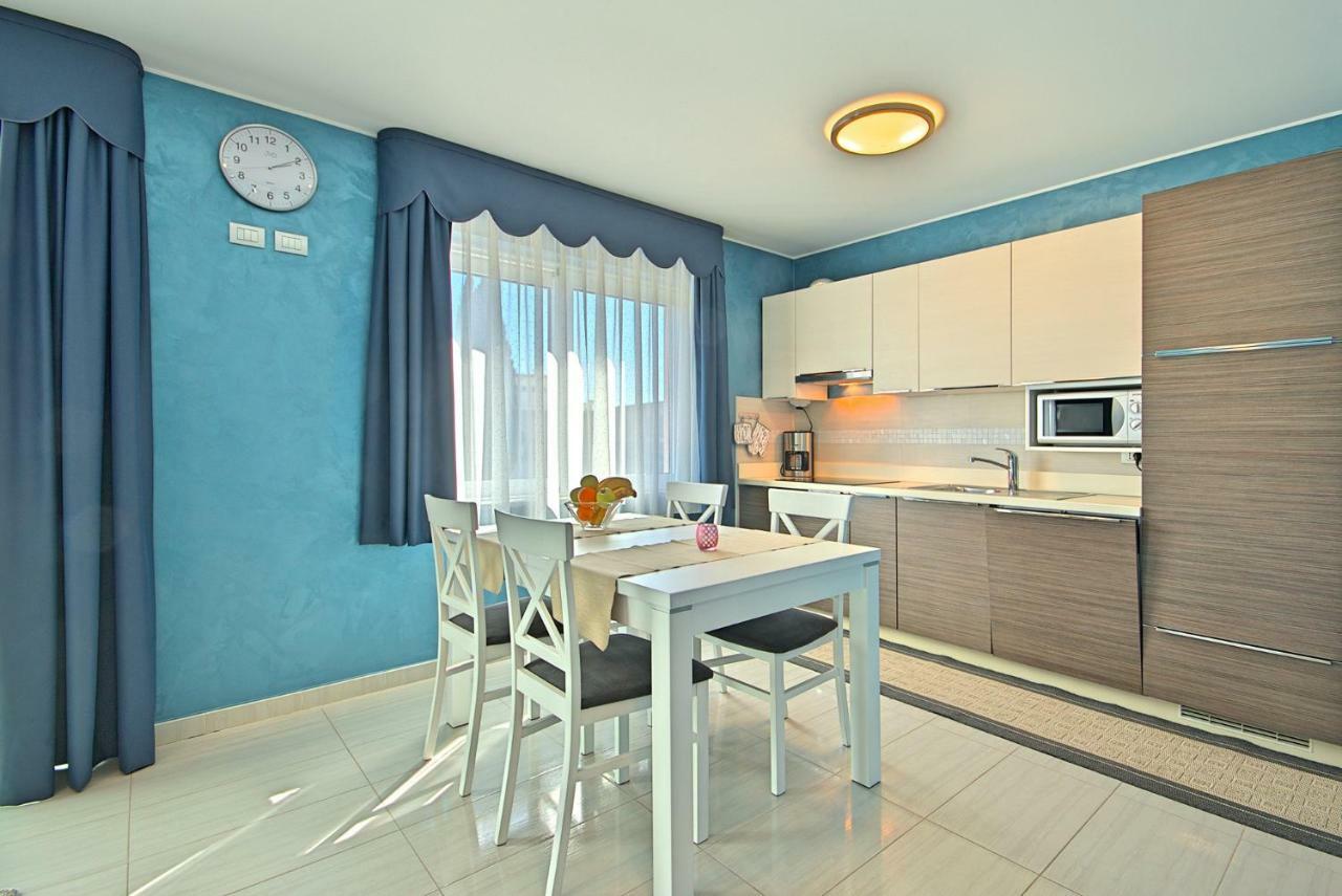 Apartments Riva-Interauto أوماغ المظهر الخارجي الصورة